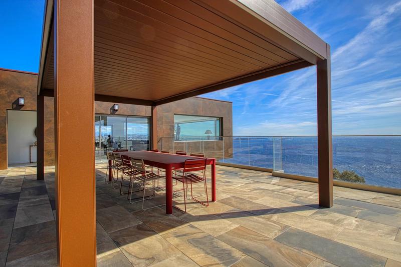 Villa - 350 m² - 8 pièces