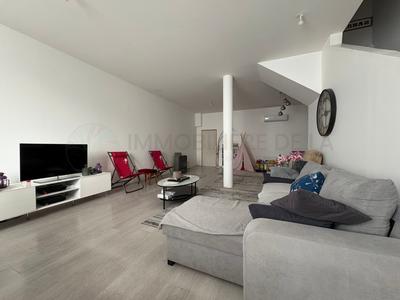 Duplex - 207 m² - 7 pièces