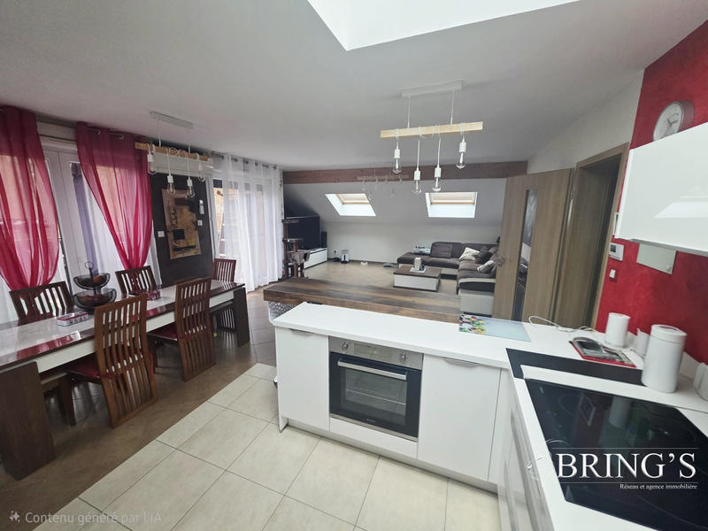 Appartement - 120 m² - 5 pièces