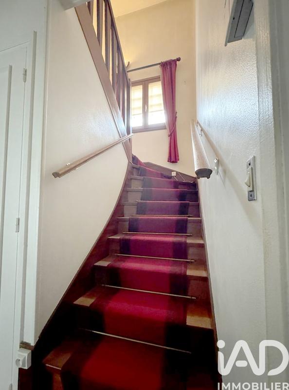 Maison - 104 m² - 7 pièces