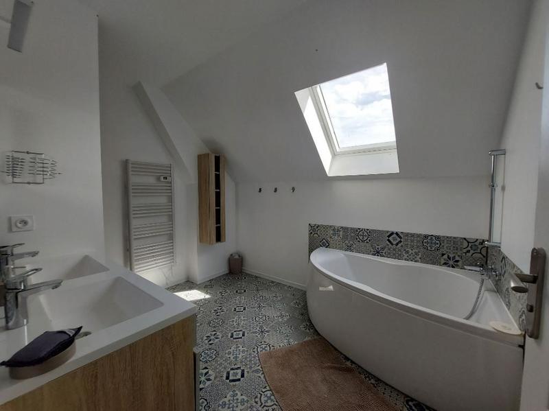 Maison - 184 m² - 8 pièces