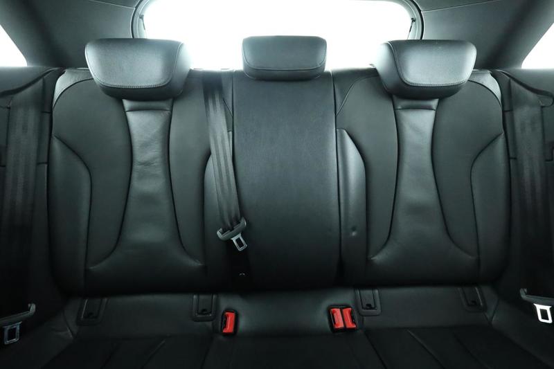 Audi A3 1.6 Tdi Ambition Luxe 110 ch