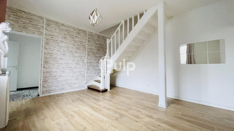 Maison - 85 m² - 5 pièces