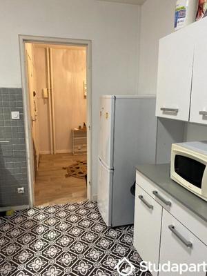 Chambre - 12 m² - 1 pièce