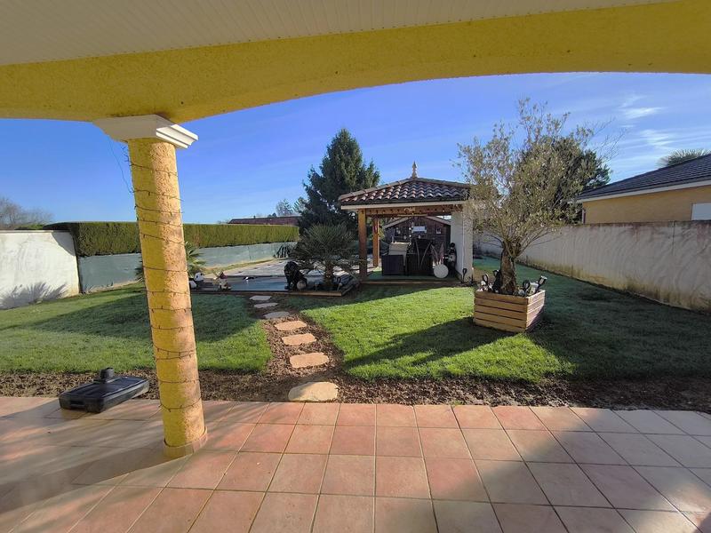 Villa - 96 m² - 5 pièces