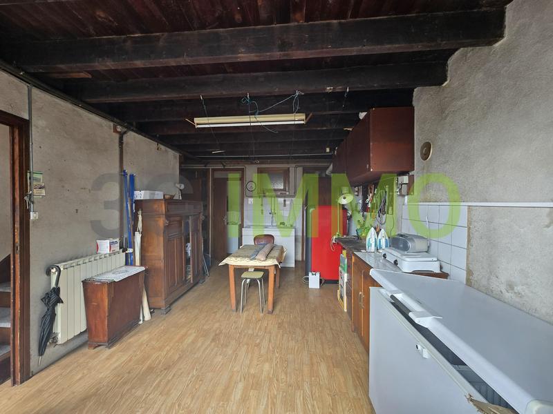 Maison - 102 m² - 6 pièces