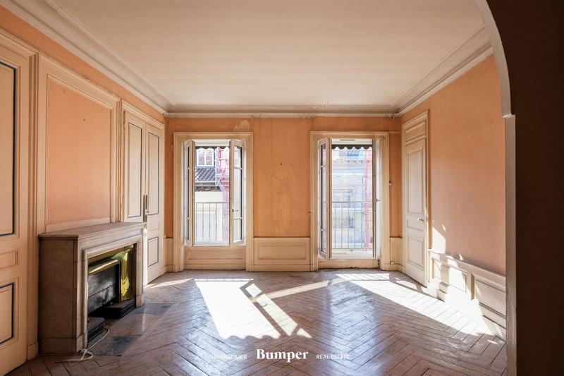 Duplex - 237 m² - 5 pièces