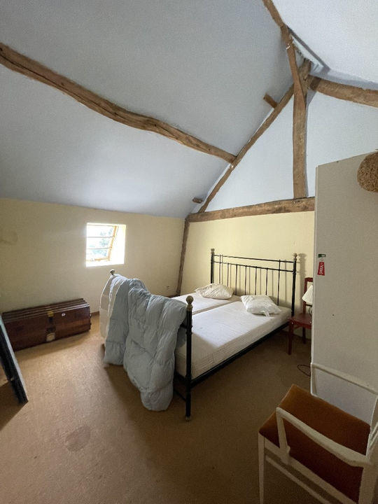 Corps de ferme - 280 m² - 9 pièces