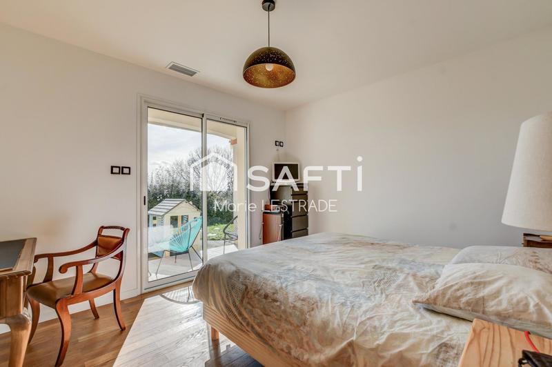 Maison - 189 m² - 6 pièces