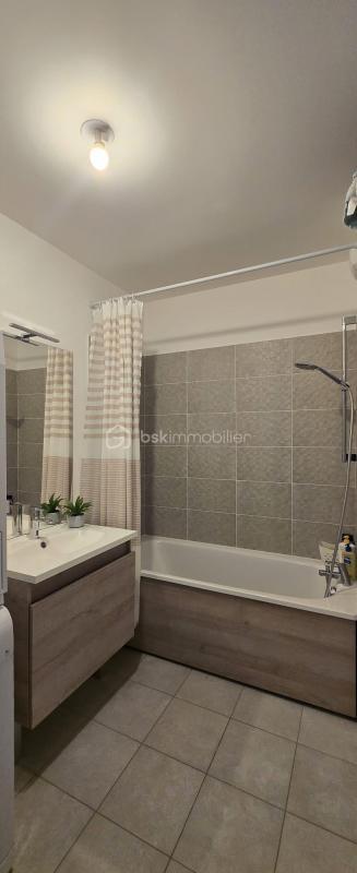 Appartement - 79 m² - 4 pièces