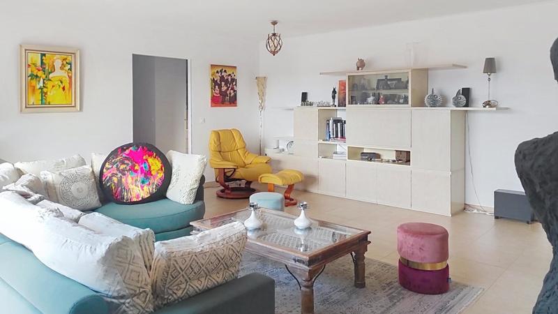 Villa - 130 m² - 5 pièces