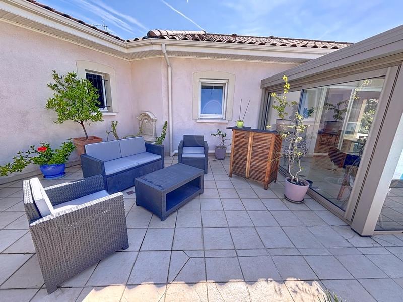 Maison - 193 m² - 7 pièces