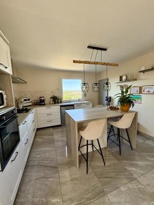 Villa - 105 m² - 4 pièces