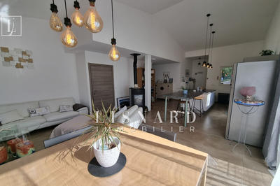 Villa - 120 m² - 6 pièces