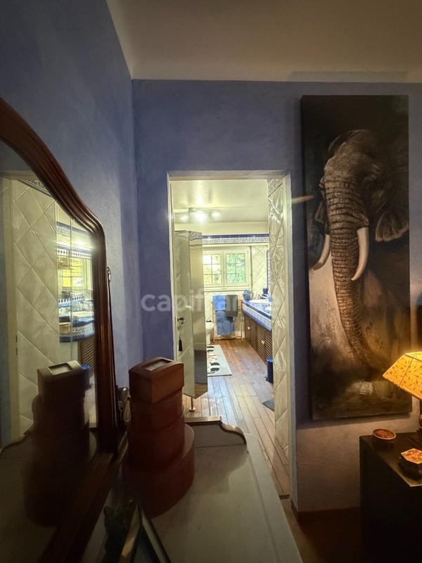 Maison - 180 m² - 6 pièces