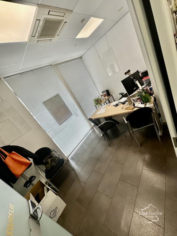 Local commercial - 96 m²