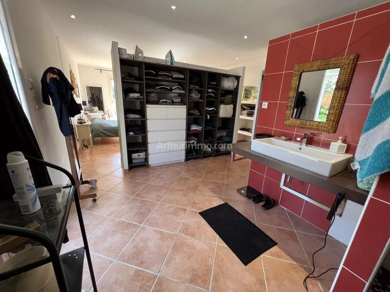 Maison - 189 m² - 6 pièces