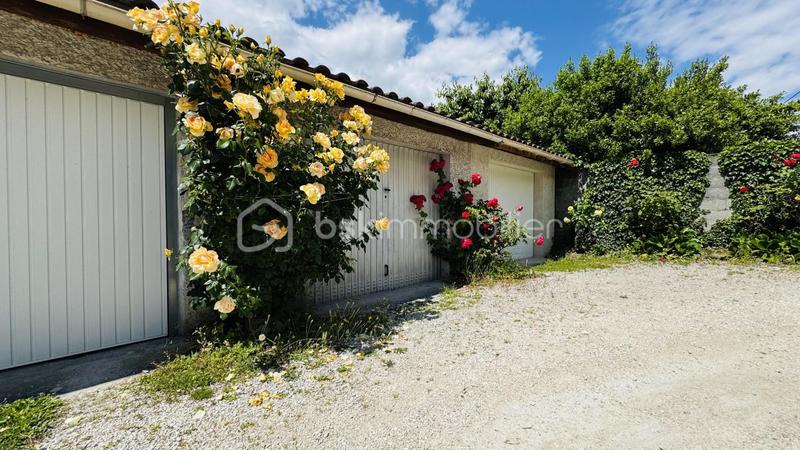 Appartement - 102 m² - 4 pièces