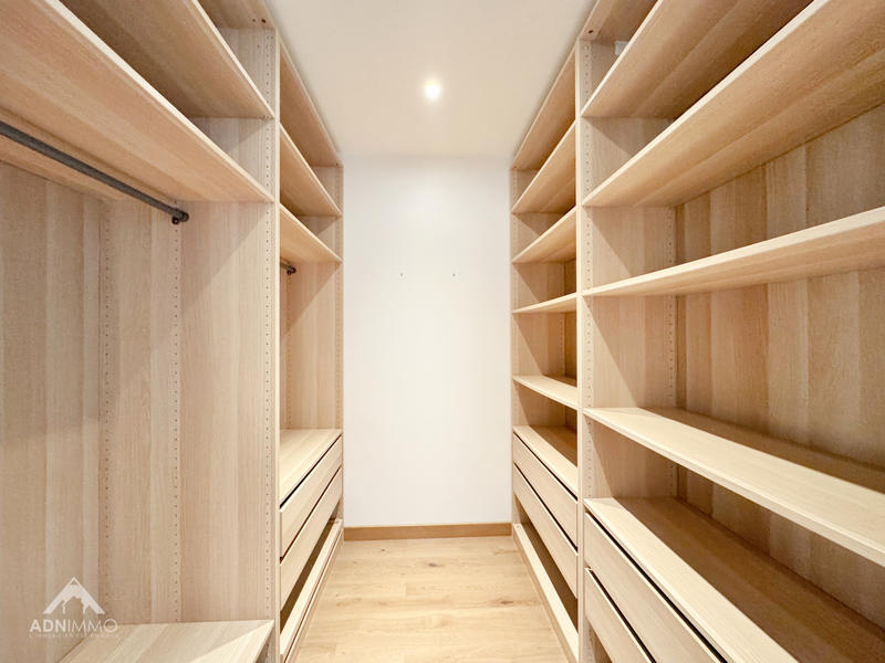 Appartement - 133 m² - 4 pièces