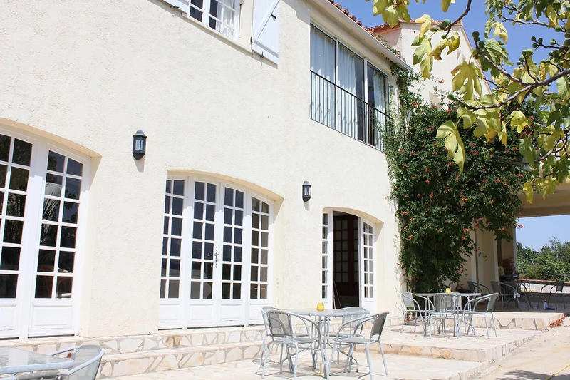 Villa - 331 m² - 10 pièces