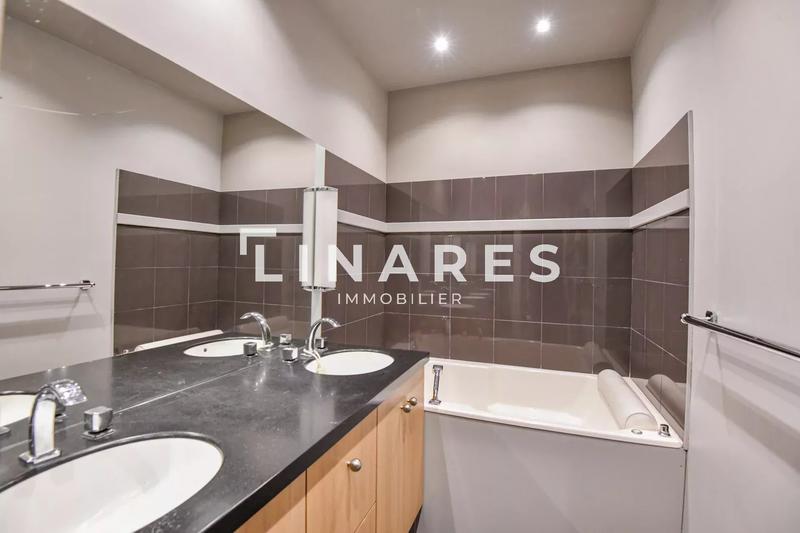 Appartement - 174 m² - 4 pièces