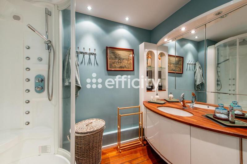 Appartement - 82 m² - 3 pièces