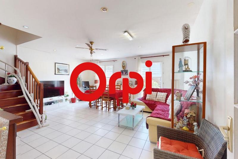 Maison - 96 m² - 5 pièces