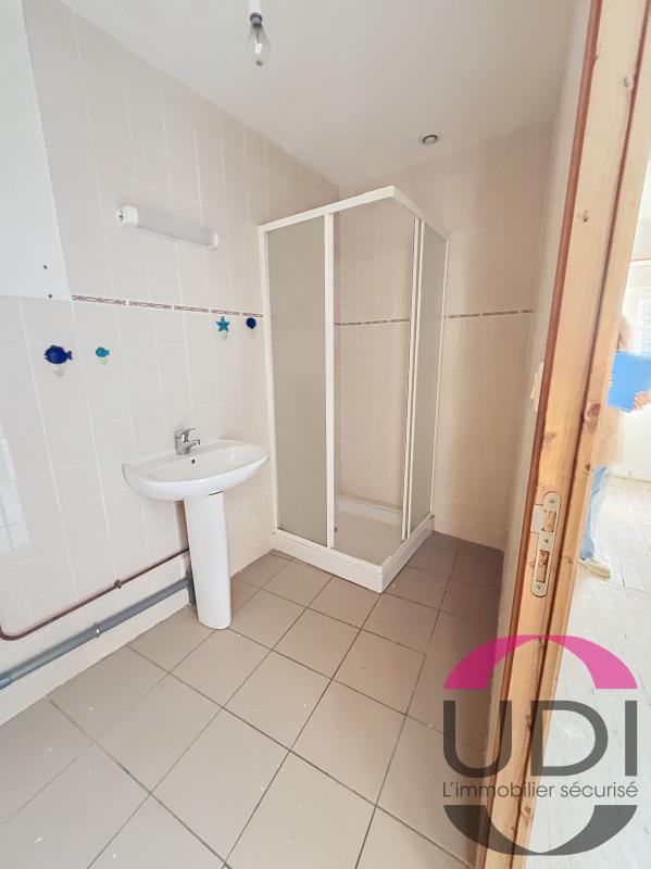 Immeuble - 73 m² - 3 pièces