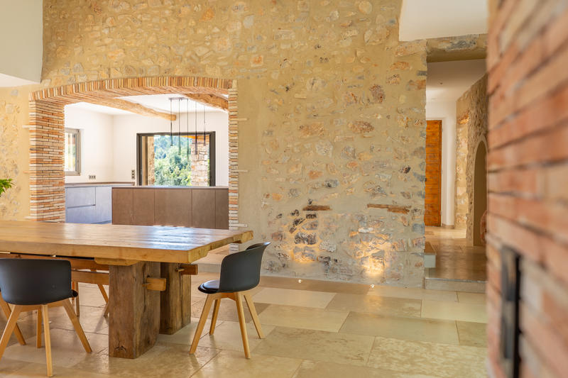 Bastide - 324 m² - 9 pièces