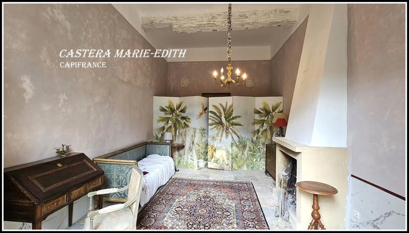 Maison - 372 m² - 15 pièces