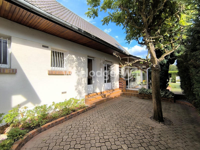 Maison - 231 m² - 7 pièces