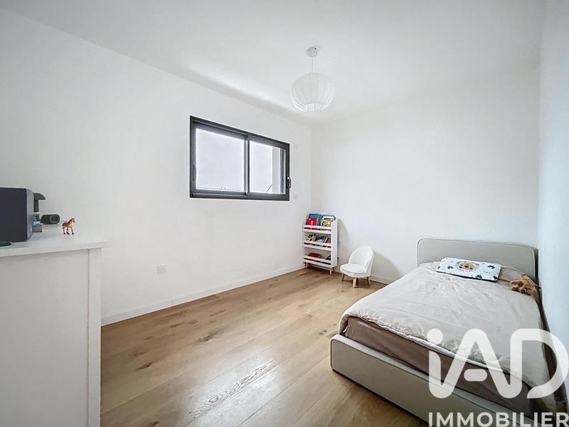 Maison - 121 m² - 6 pièces