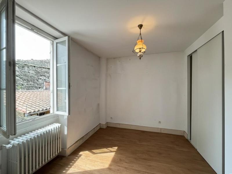 Immeuble - 222 m² - 13 pièces