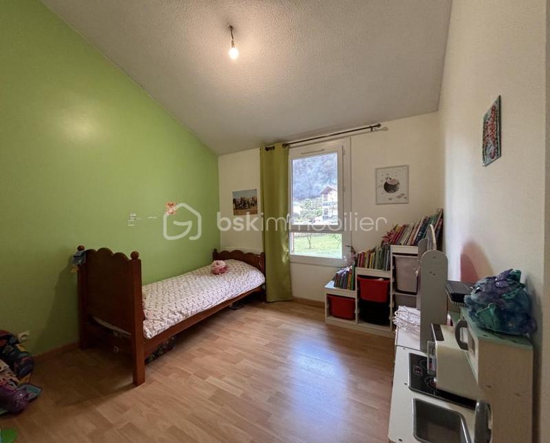 Appartement - 95 m² - 4 pièces