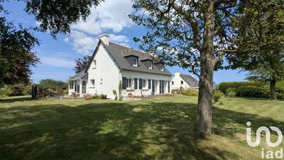 Maison - 140 m² - 8 pièces