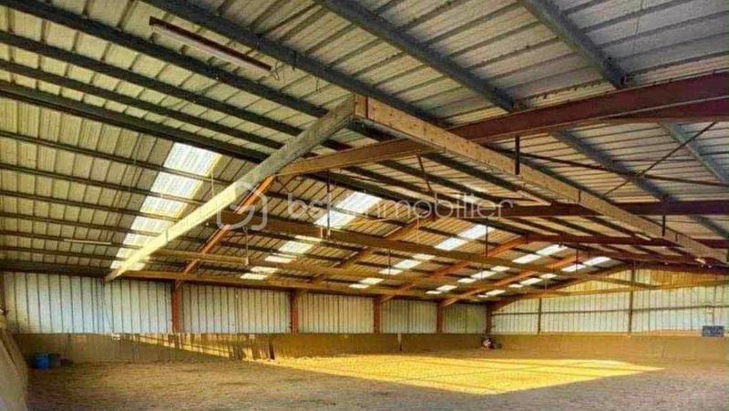 Propriété - 175 m² - 11 pièces