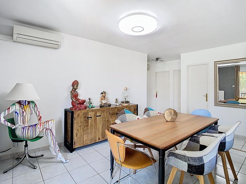 Appartement - 85 m² - 4 pièces