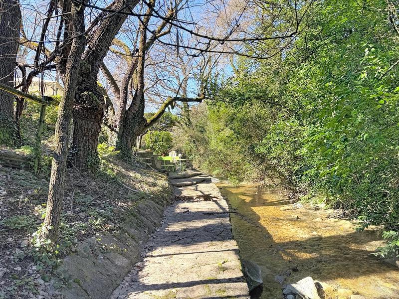 Maison - 397 m² - 8 pièces