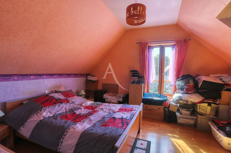 Maison - 91 m² - 4 pièces