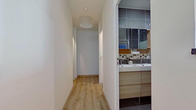 Chambre - 84 m² - 4 pièces