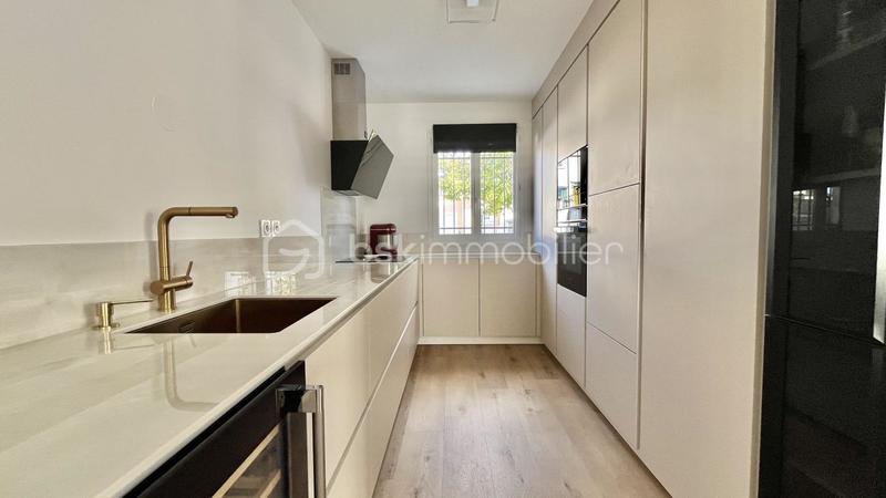 Villa - 80 m² - 4 pièces