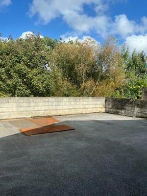 Local d'activité / Entrepôt - 300 m²