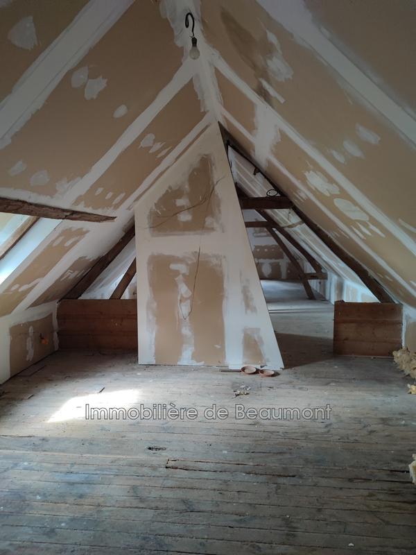 Maison - 93 m² - 4 pièces