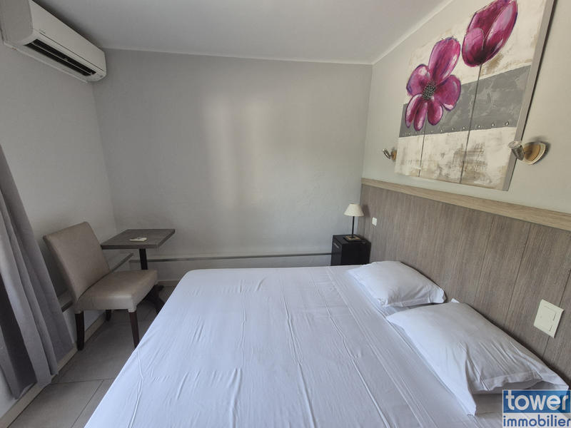 Fonds de commerce - Magasins - 700 m²