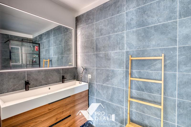 Maison - 120 m² - 4 pièces