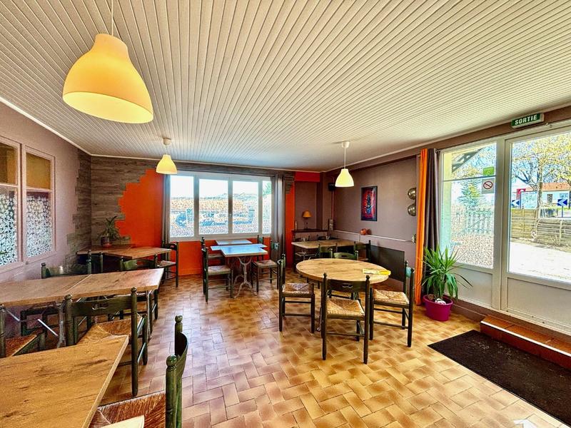 Fonds de commerce - 205 m²