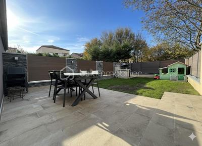 Maison de ville - 82 m² - 4 pièces