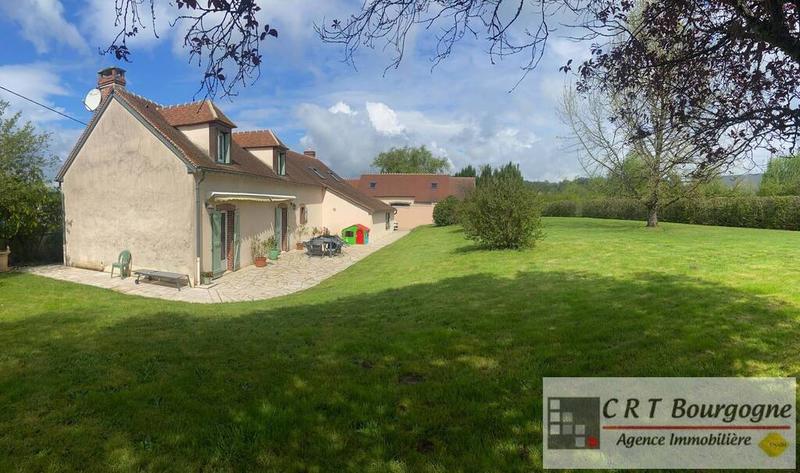 Maison ancienne - 177 m² - 9 pièces