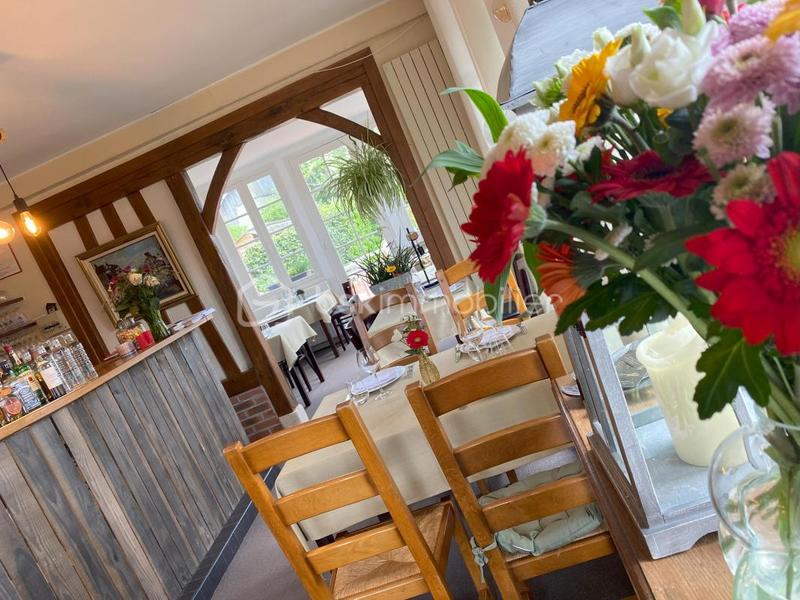 Bureau - 215 m² - 10 pièces