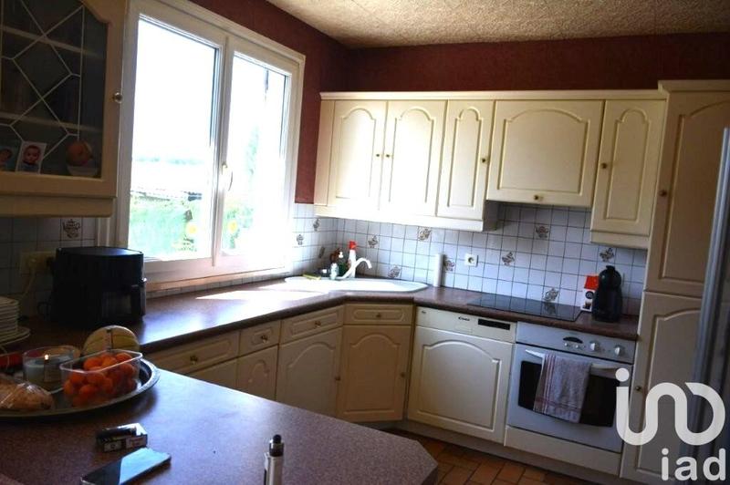 Maison - 121 m² - 8 pièces